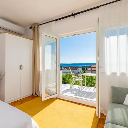 Studio Point Of View Punat Exterior photo